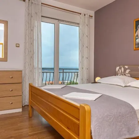 Paulo With Sea View Apartment