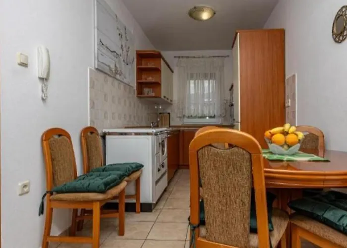 Paulo With Sea View Apartment *