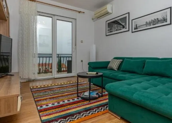 Paulo With Sea View Apartment Crikvenica